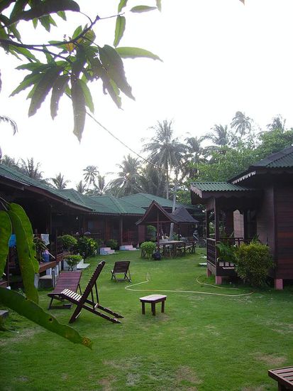 und die anlage mit den luxusbungalows. schoen, oder?