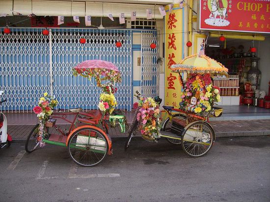 trishaws in chinatown