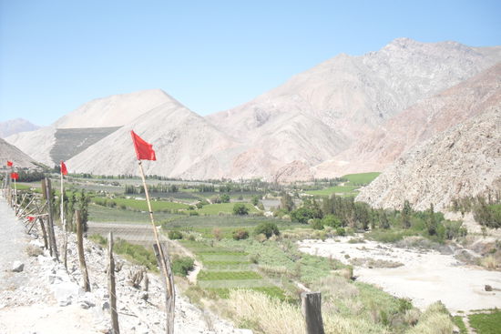 Blick ueber das Tal des Rio Claro