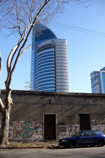 Irgendwo zwischen reich und arm, alt und neu.