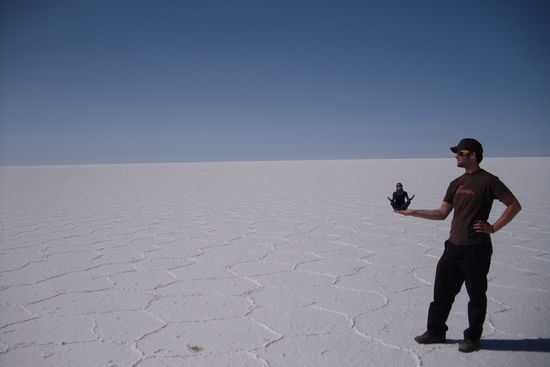 ...und eine noch kleinere Julia, die kann man glatt auf Haenden tragen.