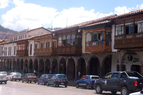 Arkaden an der Plaza