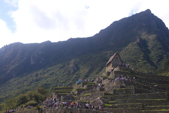 Nach und nach treffen die ersten Touristengruppen ein