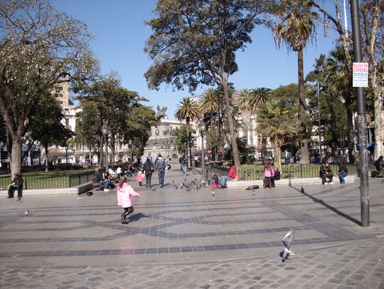 Plaza San Martín, der Mittelpunkt Córdobas - ca. fuenf Minuten von unserer Unterkunft entfernt