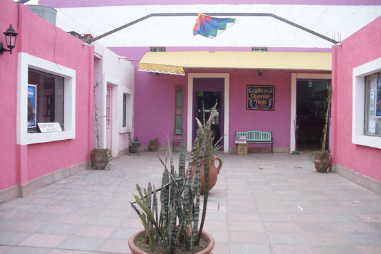 Juhu, ein pinker Supermarkt mit riesiger Müsliauswahl