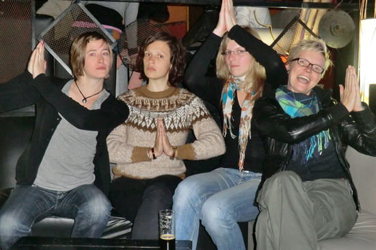 ...nur leider ohne Bowlen, eine Bahn war nämlich nicht frei an diesem Abend.