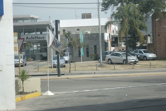 VW-Autohaus. Oder, wie die Argentinier sagen: Bolksbagen.