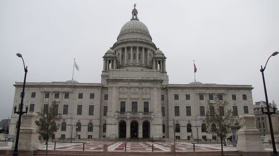 Capitol von Rhode Island in Providence. Neben dem Petersdom soll dies die zweitgrößte Marmorkuppel der Welt sein.