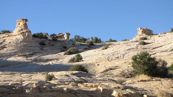 Ständig wechselnde Gesteinsformationen.