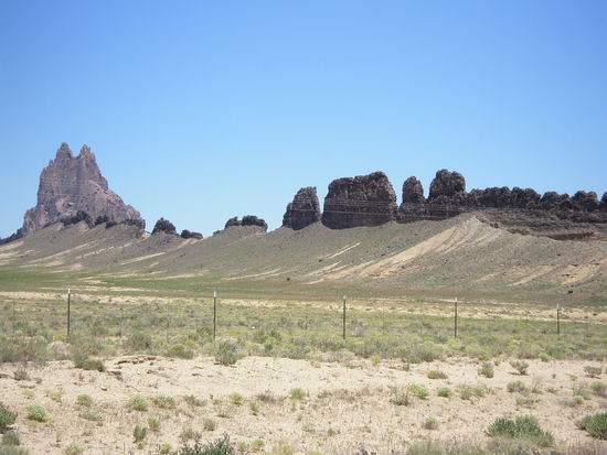 Warum diese Gesteinformation fast schwarz ist, konnten wir nicht herausfinden.