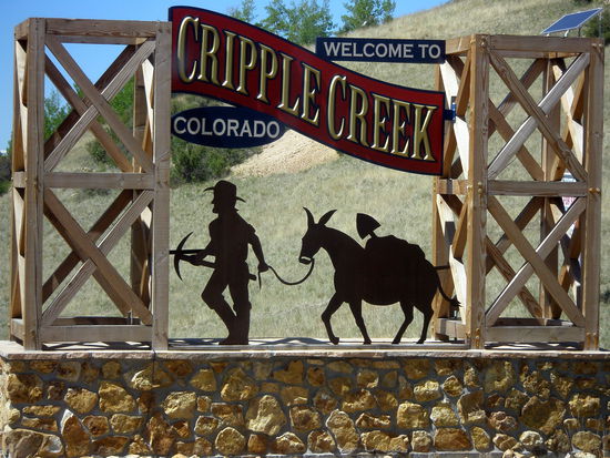 Früher Goldgräberstadt - heute Spielerparadies in 3000 m Höhe.