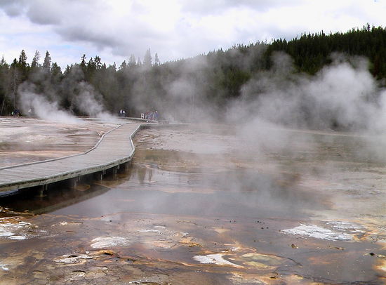 Es qualmt nicht nur - teilweise stinkt es auch gewaltig.