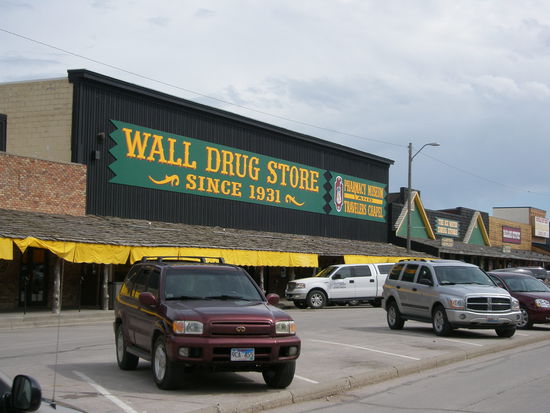 Wall Drug - der angeblich größte Drugstore der Welt.