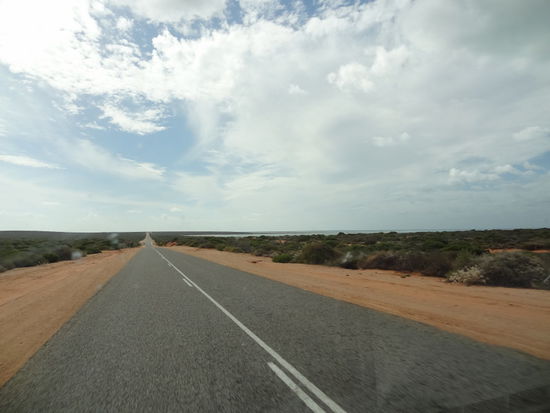 und immer geradeaus..........