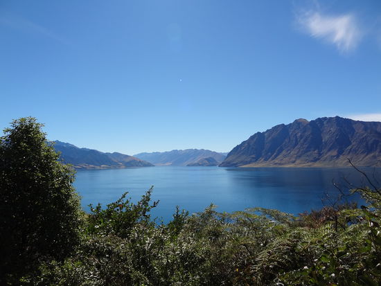 Die Seen sind riesen gross und so schön. Da mussten wir einfach ein Stop machen um die Aussicht zu geniessen.