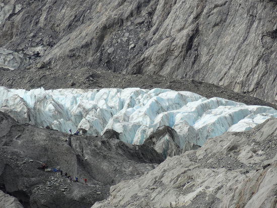 leider sieht man es auf dem Foto nicht so gut, aber das Eis ist richtig blau