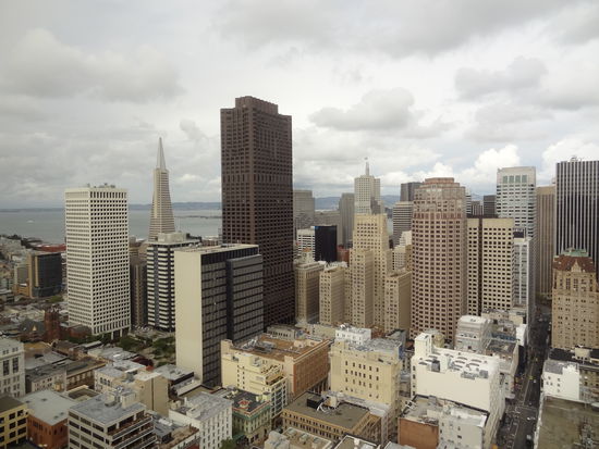 Aussicht aus der Bar im Grand Hyatt .......... Prosecco inklusive 