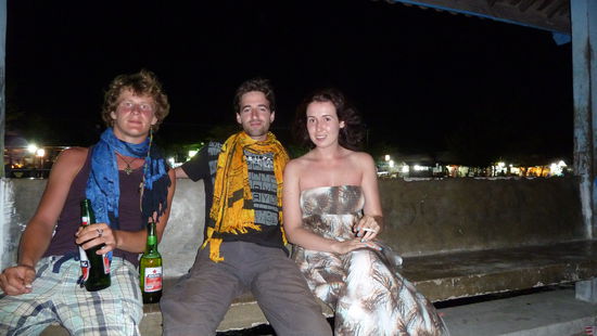 Ich, Alex und Stella genießen das Paradies mit Bintang Bier xD