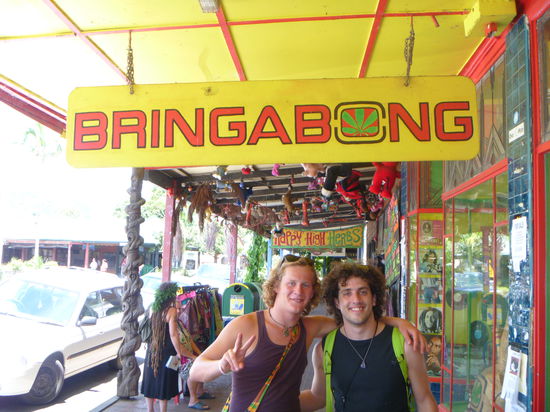 in nimbin hatten sie über all so witzige Shopnamen