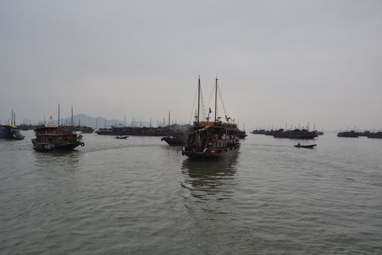 die wollen alle in die Halong Bay!