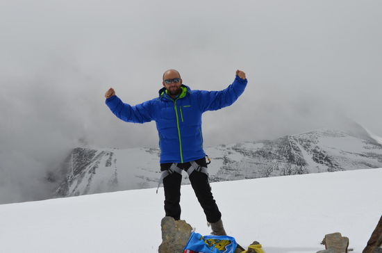 Gipfel erreicht - 6678m, Lungser Kangri, Ladakh, India - schau ein bissal fertig aus, aber nach knapp 2 Wochen Trekking wohl erlaubt))
