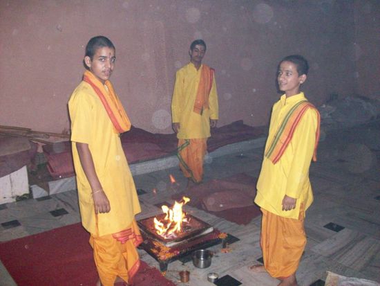 junge Sadhus in Rishikesh