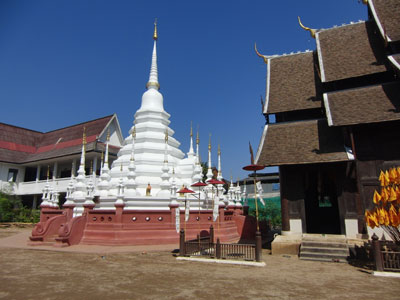 Chedi im Wat Phan Tao