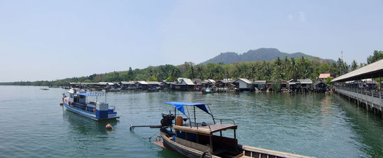Ban Koh Pu vom Pier aus gesehen