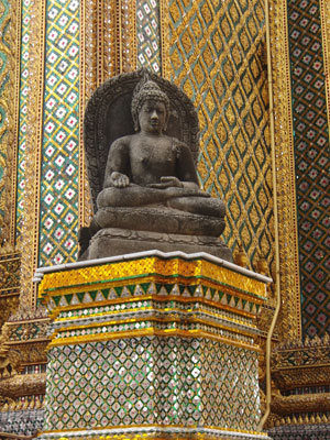 Detail an der Bibliothek (Phra Mondhop)