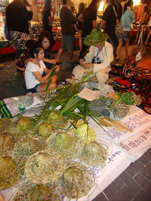 Hüte aus Bananenblättern