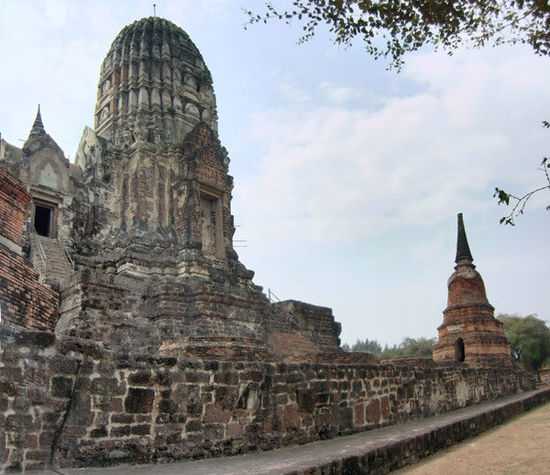 Wat Ratchaburana