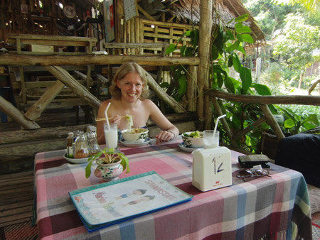 Nudelsuppe und Coconut Shake