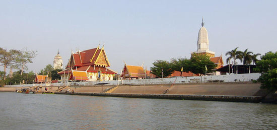 Wat Putthai Sawan