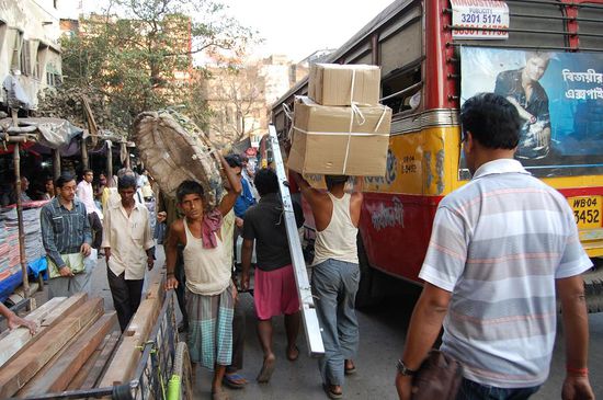 Gedränge - Straßenszene in Kolkata