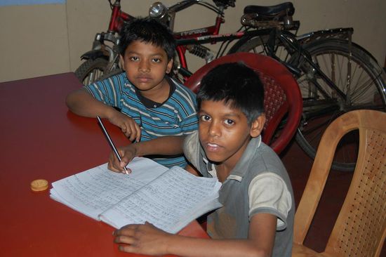 rechts Chuto links Rohna