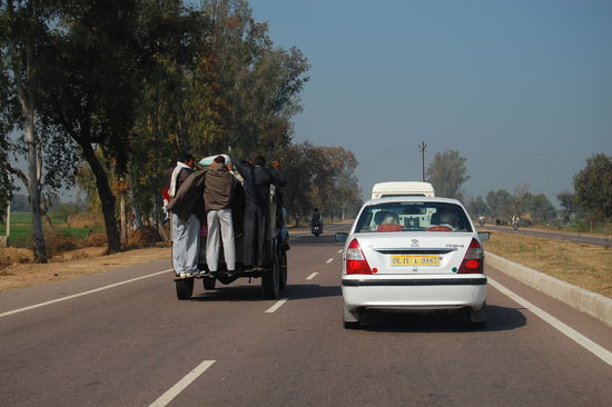 Auf der Autobahn nach Jaipur