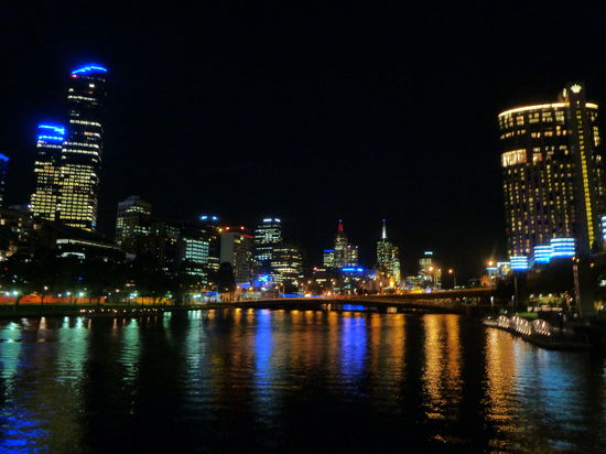 Melbourne bei Nacht