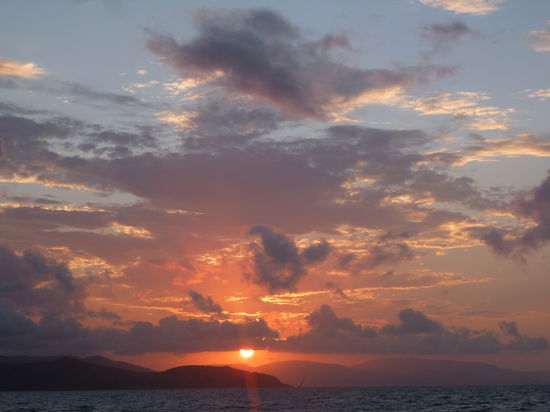 Sonnenuntergang vom Boot aus 