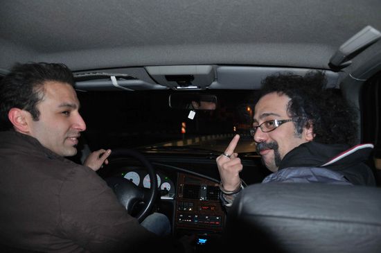 Mittelfinger für die Polizei