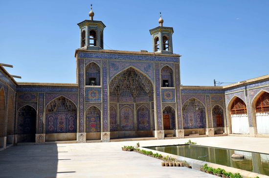 Nasir-e Molk mosque
