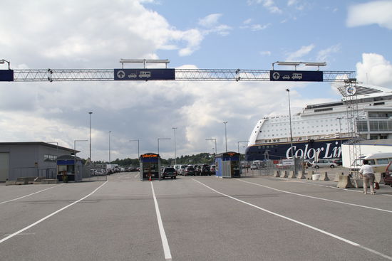 Das Color Line Terminal in Oslo; Die Fähre nach Kiel