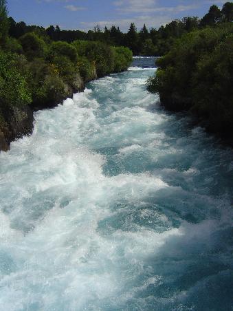 Huka Waterfall, wunderschoen