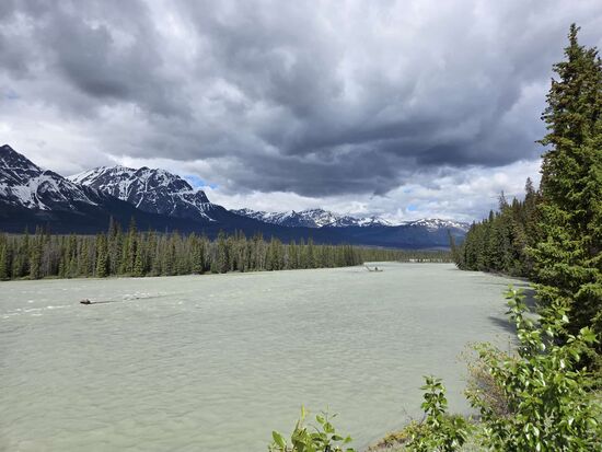 Dem Bow River in diesem Tal sind wir ewig gefolgt..