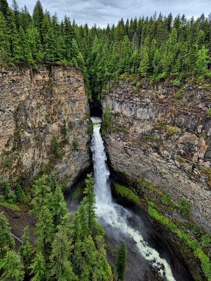 Der 75 m hohe Spahats Fall