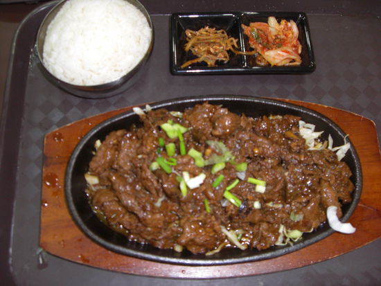 Das koreanische Essen vom Abend zuvor - Beef mit Reis!