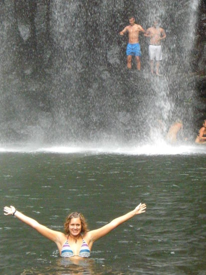 vor den Millaa Millaa Falls