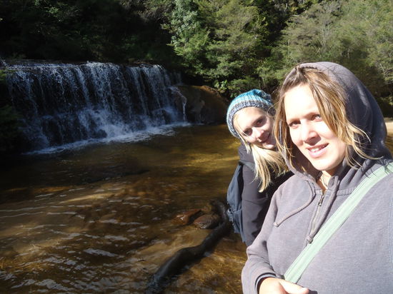bei den Wentworth Falls und kaltem Wind 