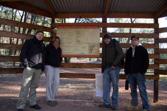 und Abmarsch zum 25 km Wanderung!