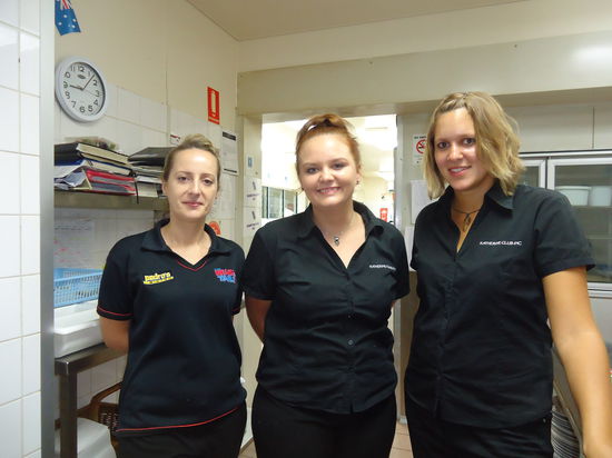 das Kellnerteam (ein Teil davon) seeeeehr nette Leute!!