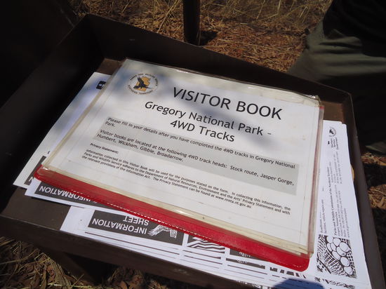 Da haben wir uns eingetragen - erfolgreich und ohne Reifenprobleme gemeistert! 